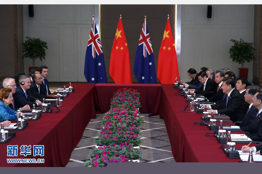 11月16日，國(guó)家主席習(xí)近平在土耳其安塔利亞會(huì)見(jiàn)澳大利亞總理特恩布爾。 新華社記者 龐興雷 攝