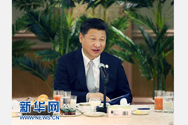 12月5日，國家主席習(xí)近平在約翰內(nèi)斯堡再次集體會見17位非洲國家領(lǐng)導(dǎo)人。 新華社記者 姚大偉 攝