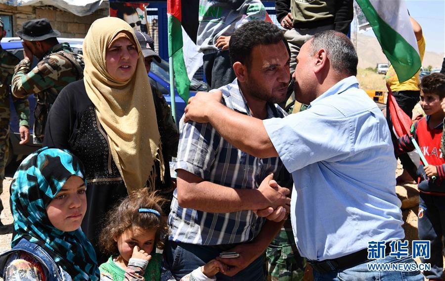 (國(guó)際·圖文互動(dòng))(1)歸鄉(xiāng),不再流浪——記敘利亞難民返鄉(xiāng)