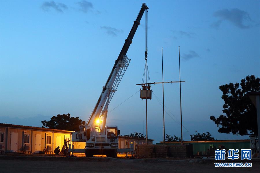 (國際·圖文互動)(3)拳拳赤子心 悠悠藍(lán)盔情——記中國赴蘇丹達(dá)爾富爾維和部隊(duì)度中秋和國慶佳節(jié)