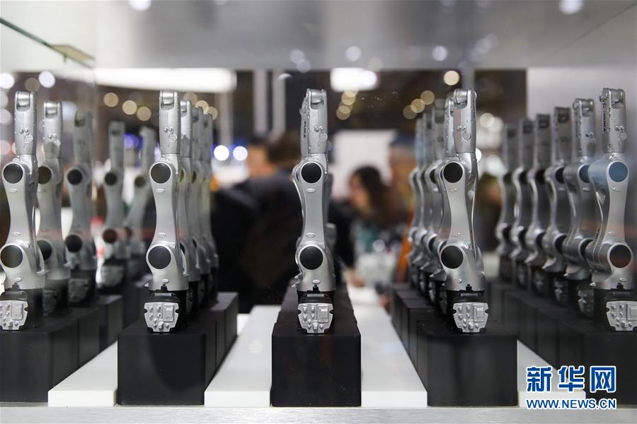 (新華全媒頭條·聚焦進(jìn)口博覽會(huì)·圖文互動(dòng))(3)匯聚世界經(jīng)濟(jì)前行的浩蕩潮流——從首屆中國國際進(jìn)口博覽會(huì)看全球合作發(fā)展新趨勢