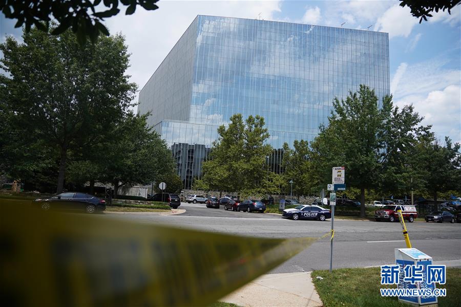(國(guó)際)(6)美國(guó)警方說(shuō)尚未在《今日美國(guó)報(bào)》總部大樓內(nèi)發(fā)現(xiàn)報(bào)警所稱持槍男子