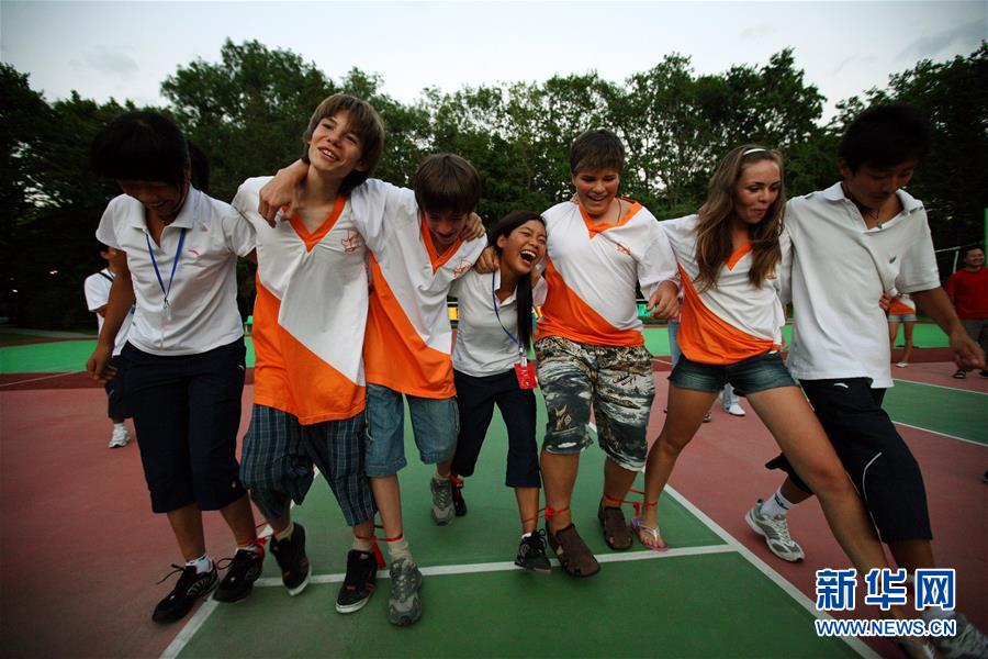 (新華全媒頭條·圖文互動(dòng))(3)特稿:新時(shí)代 新典范 新航程——寫(xiě)在中俄建交70周年之際