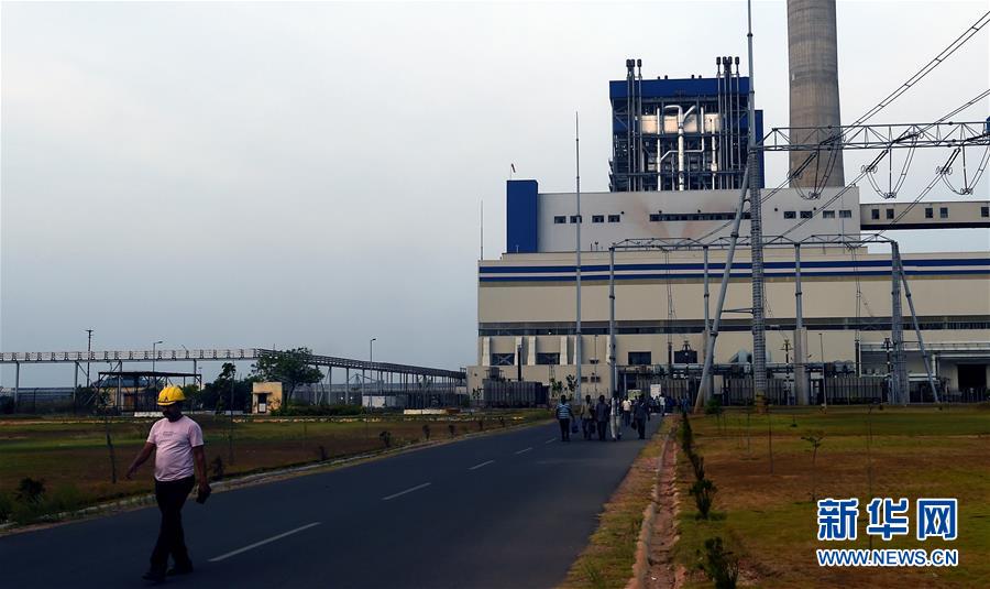 （新華全媒頭條&middot;圖文互動(dòng)）（7）特稿：為互利合作注入新動(dòng)力　為互聯(lián)互通開辟新空間&mdash;&mdash;寫在習(xí)近平主席赴印度出席中印領(lǐng)導(dǎo)人第二次非正式會(huì)晤并對(duì)尼泊爾進(jìn)行國(guó)事訪問(wèn)之際