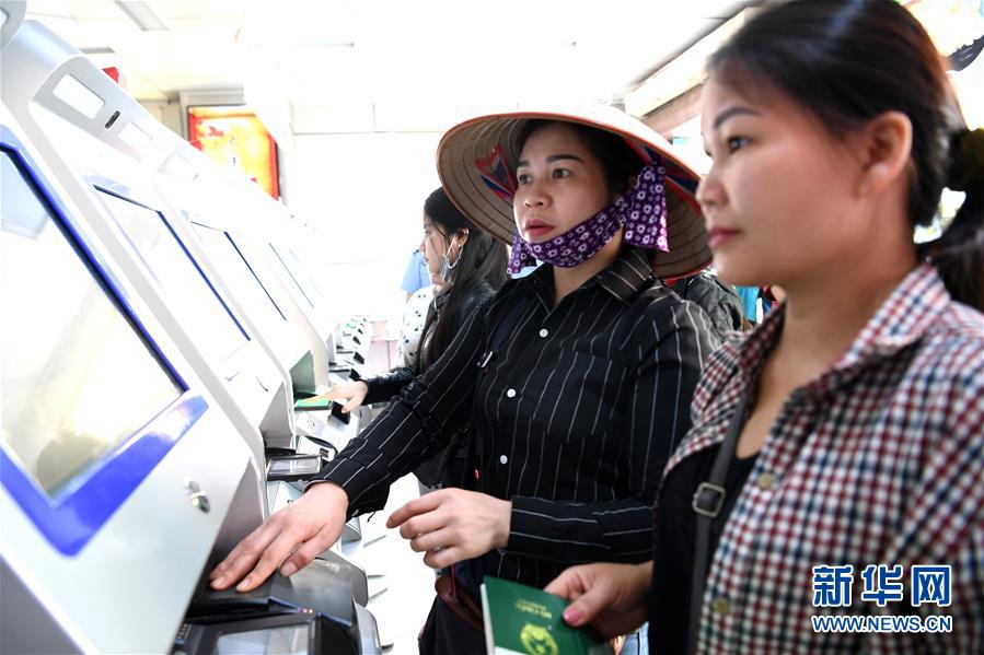 （新華全媒頭條&middot;圖文互動(dòng)）（5）東盟成為中國(guó)第二大貿(mào)易伙伴釋放哪些信號(hào)？
