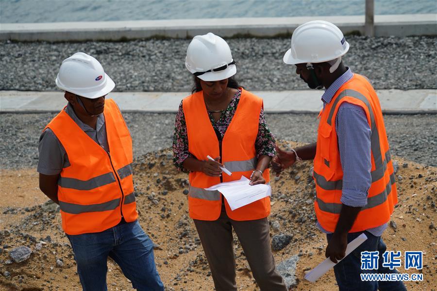 （國際&middot;圖文互動(dòng)）（4）通訊：&ldquo;五年我們?yōu)樗估锾m卡造出一片新土地&rdquo;&mdash;&mdash;科倫坡港口城人的自豪與希冀