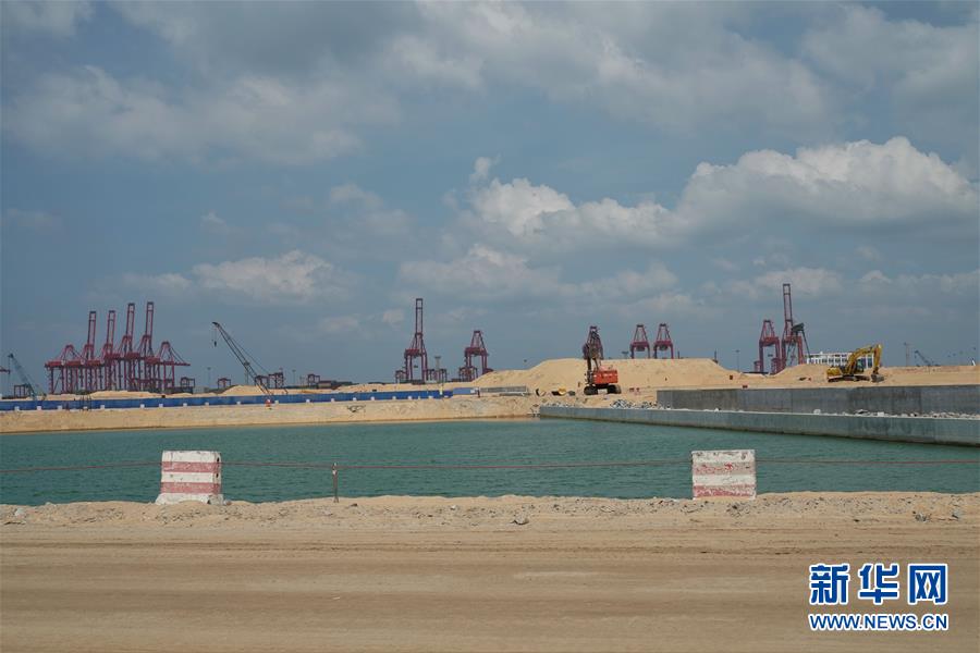 （國際&middot;圖文互動(dòng)）（5）通訊：春節(jié)，&ldquo;是工期而不是假期&rdquo;&mdash;&mdash;記科倫坡港口城的中國建設(shè)者