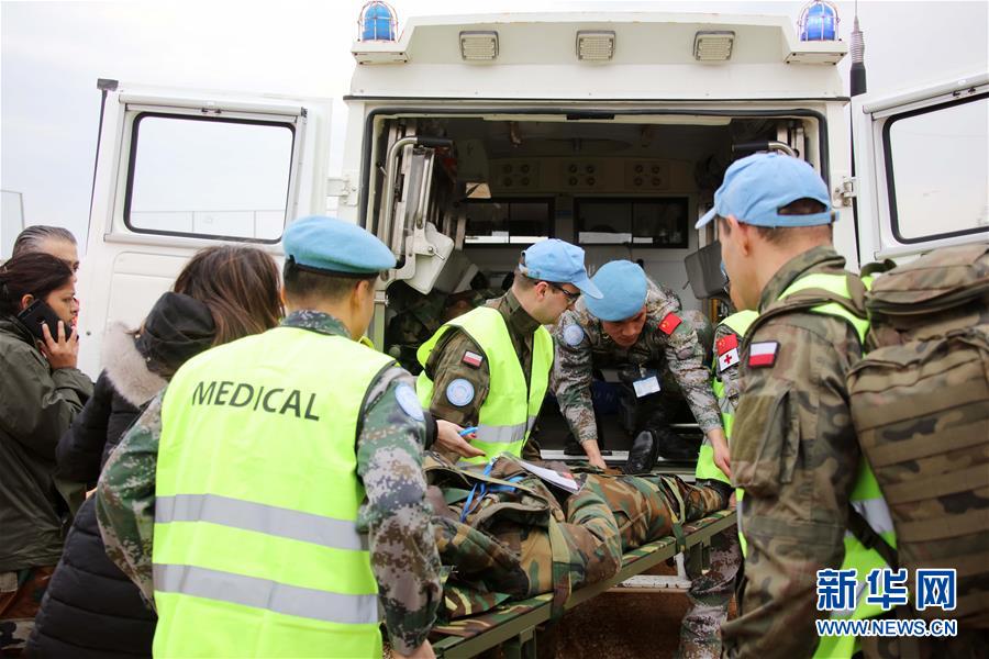 (國際·圖文互動)(1)中國赴黎維和部隊首次參加聯(lián)黎部隊航空救援演習