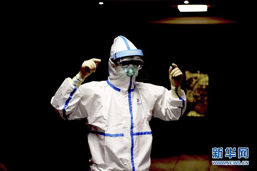 （國際疫情&middot;圖文互動(dòng)）（5）通訊：經(jīng)驗(yàn)豐富裝備精良 中國專家組在伊拉克助力抗疫