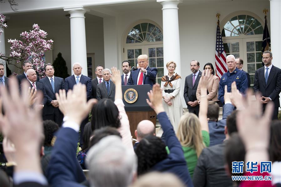 (國際)(2)特朗普宣布“國家緊急狀態(tài)”應(yīng)對美國新冠肺炎疫情