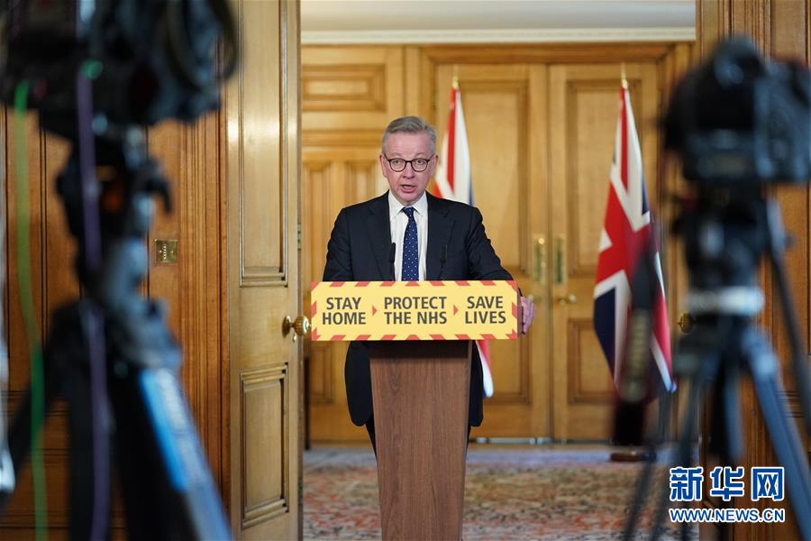 (國(guó)際疫情)英國(guó)確診病例破4萬(wàn) 300臺(tái)呼吸機(jī)從中國(guó)運(yùn)抵