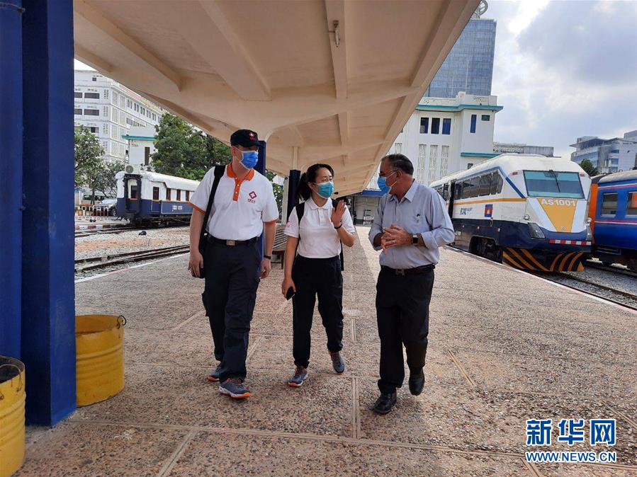 （國(guó)際疫情&middot;圖文互動(dòng)）（8）&ldquo;工作忙碌又細(xì)致，經(jīng)驗(yàn)豐富又專業(yè)&rdquo;&mdash;&mdash;一名柬埔寨青年眼中的中國(guó)援柬抗疫醫(yī)療專家組