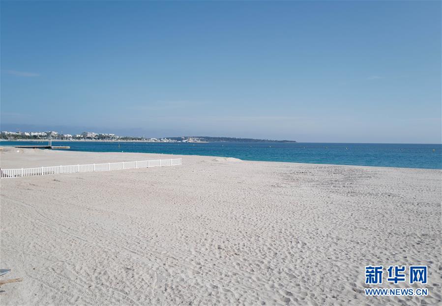 (國際疫情)(2)法國新冠患者住院人數(shù)連續(xù)10天下降