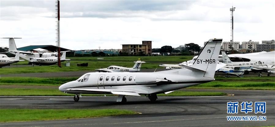 (國(guó)際·圖文互動(dòng))(4)一場(chǎng)飛越非洲三國(guó)援助同胞的“生死賽跑”