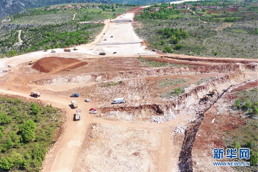 (XHDW)中企首獲波黑主流媒體年度企業(yè)獎(jiǎng)