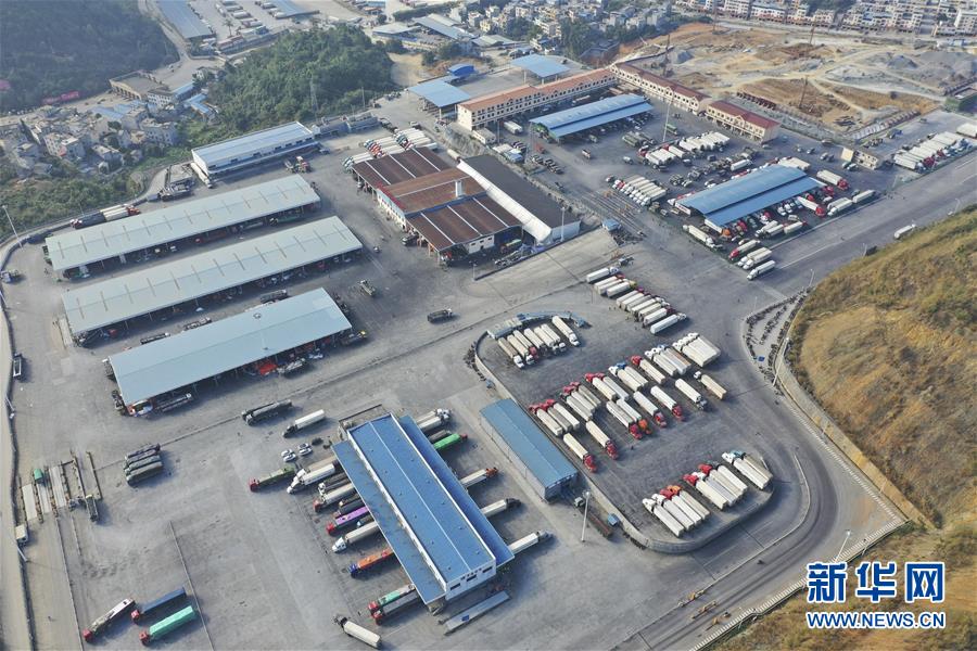 (新華全媒頭條·圖文互動(dòng))(5)中國(guó)—東盟自貿(mào)區(qū):“黃金十年”塑造世界經(jīng)貿(mào)新格局