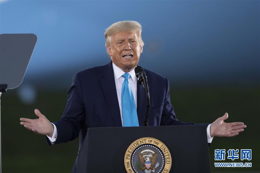 (國際)美國總統(tǒng)特朗普及夫人新冠病毒檢測結果呈陽性