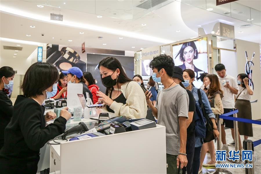 （新華全媒頭條&middot;圖文互動(dòng)）（4）海納百川共揚(yáng)帆&mdash;&mdash;黨的十九大以來以習(xí)近平同志為核心的黨中央引領(lǐng)中國高水平對外開放紀(jì)實(shí)