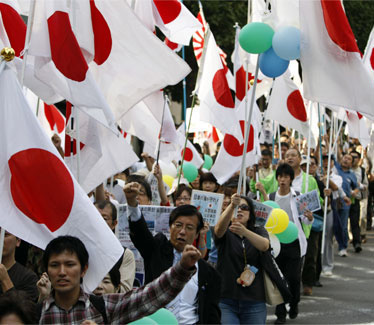 日右翼與新納粹能撇清嗎？