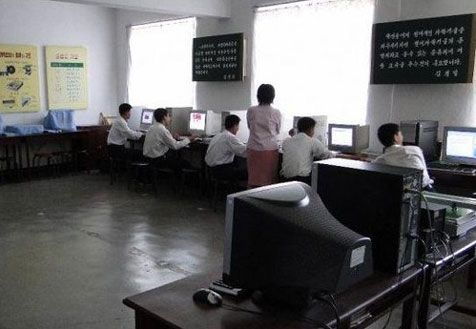 朝鮮斷網(wǎng)，是誰(shuí)拔的插頭？