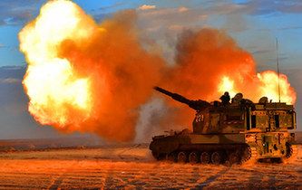 戈壁大漠上演自行火炮分隊(duì)對(duì)抗，場(chǎng)面霸氣！