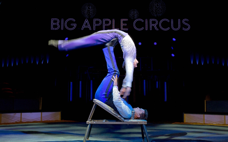 吉尼斯世界紀(jì)錄日：32次！30秒蹬人空翻最多次數(shù)