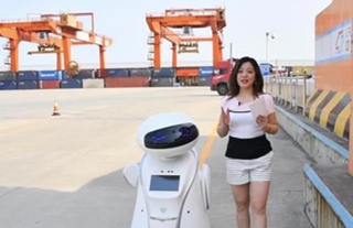 機(jī)器人帶你通關(guān)！青島與上合問(wèn)與答