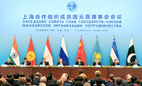 上合組織成員國領(lǐng)導人共同會見記者 習近平發(fā)表講話