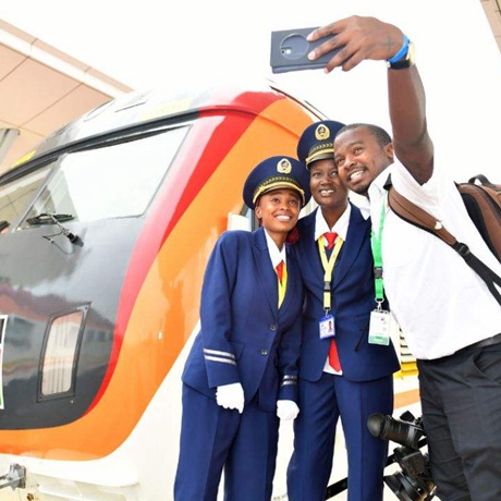 五年來，習近平這樣說中非合作