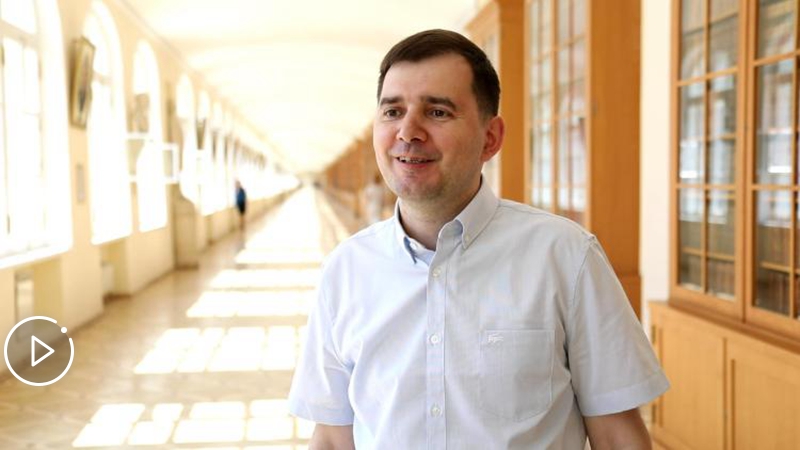 與習(xí)主席做校友，這感覺真棒！