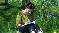 世界讀書(shū)日&mdash;&mdash;翻開(kāi)書(shū)本，開(kāi)啟精彩世界的大門