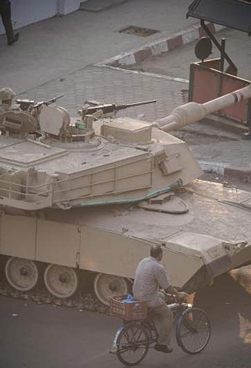 埃及重回軍人政治時(shí)代？